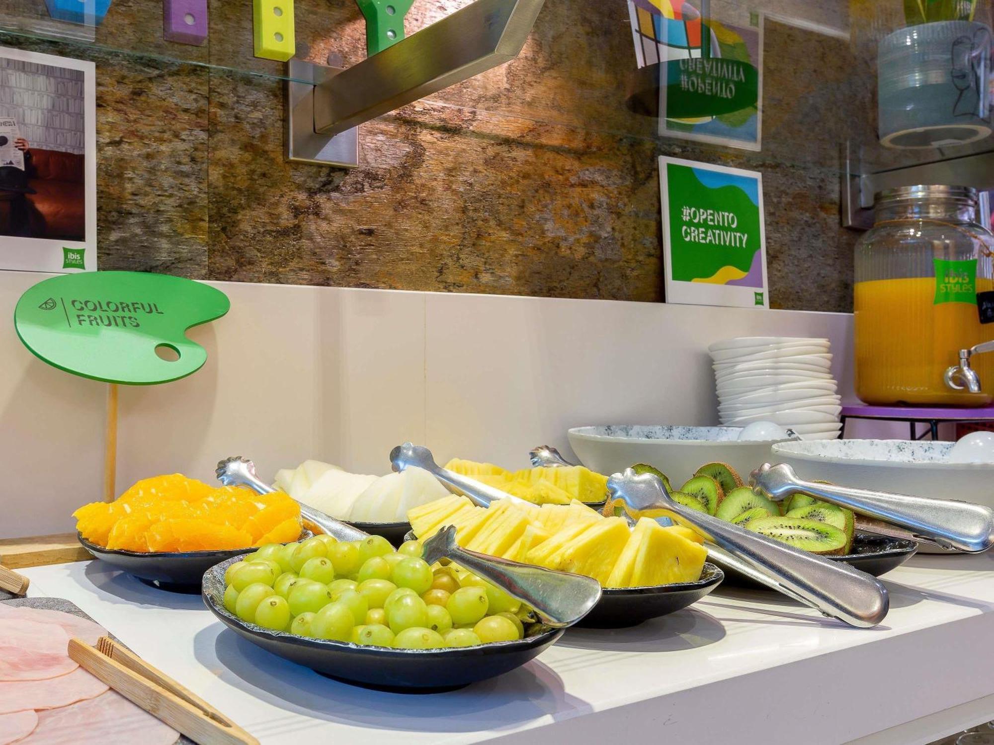 Ibis Styles Madrid Prado — Fotos 1